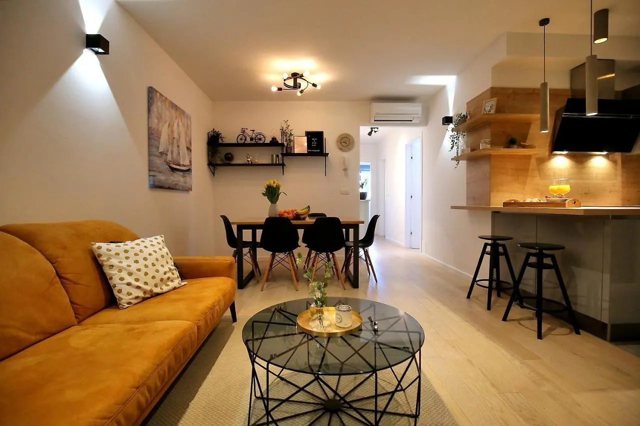 Esso Roof Terrace Apartment Zadar