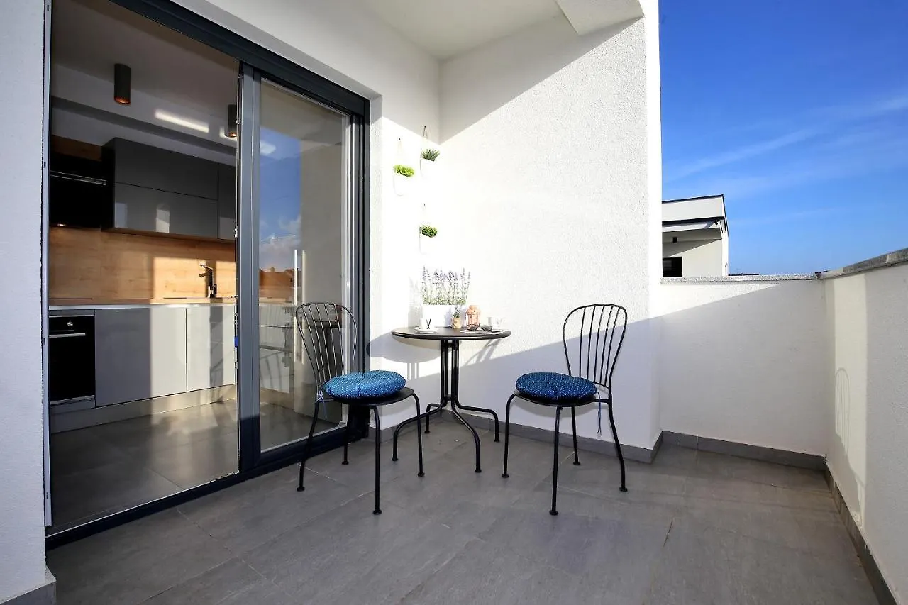 Esso Roof Terrace Apartment Zadar