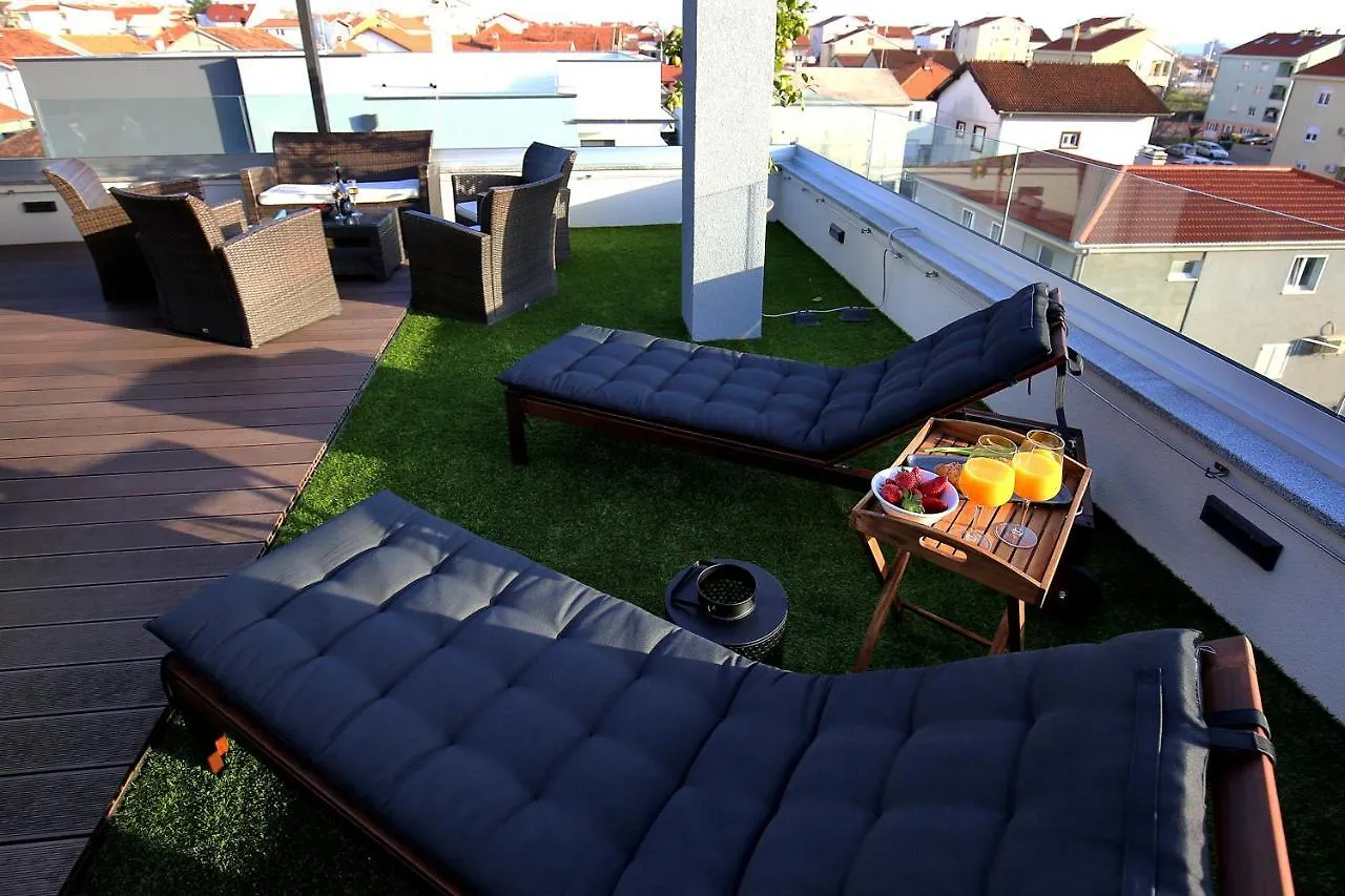 Esso Roof Terrace Apartment Zadar