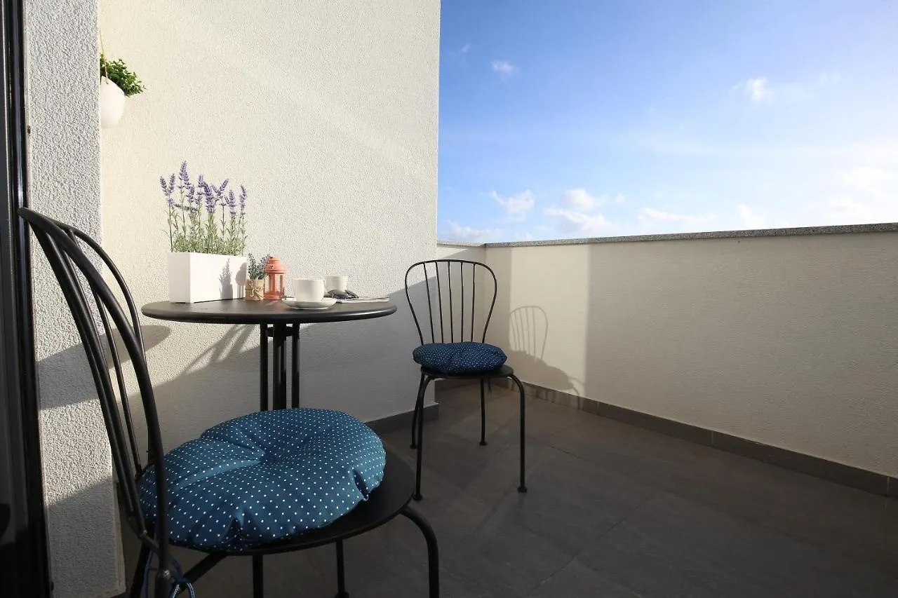 Esso Roof Terrace Apartment Zadar