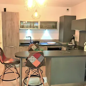  Apartment Centre Les Pins 1 Bedroom With Ac, Swimming Pool And Parking Frankreich